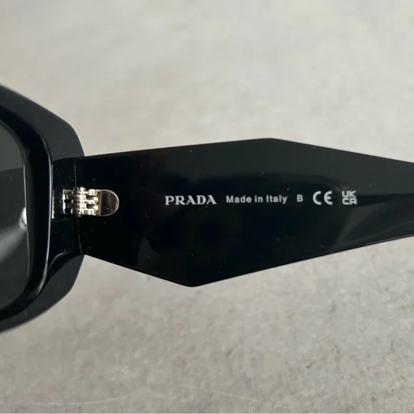 Prada PR 17WS 1AB5SO Runway Symbole Rectangular Sunglasses, Black/Dark Grey NWT - Picture 9 of 17